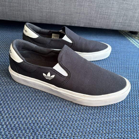 Adidas Court Rallye Slip-On Shoes Black Canvas Trefoil Men's 10.5 - Pre-owned - Picture 1 of 10